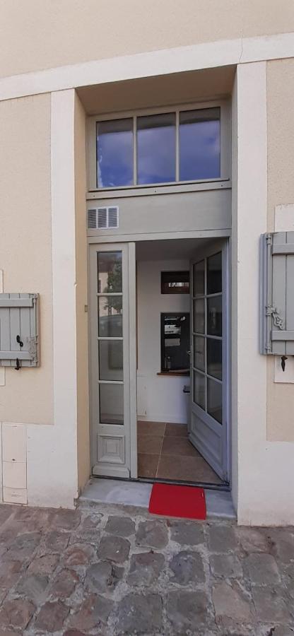 T3 Calme Et Cosy, Idealement Situe Pres Du Chateau Et De La Gare, Dans Un Cadre Paisible Rambouillet Dış mekan fotoğraf